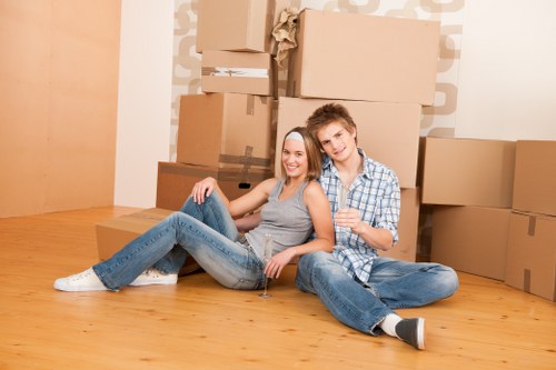 Removals van service for homes and flats in Finsbury Park