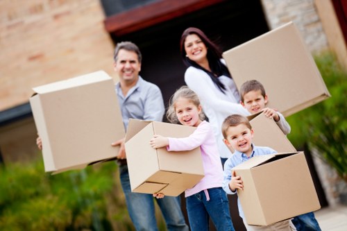 Residential removals van support for Finsbury Park customers