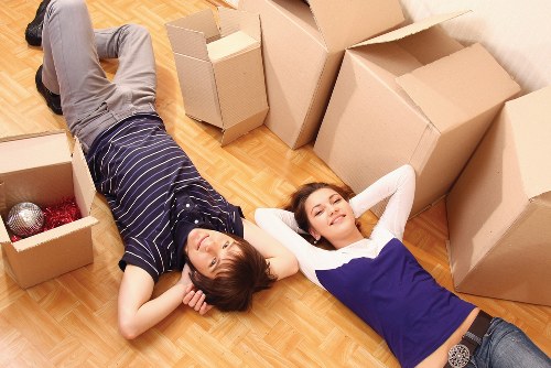 Urban transport and moving services in Finsbury Park area